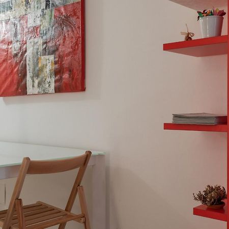 Red Studio Near Porta Nuova By Wonderful Italy Turin Extérieur photo