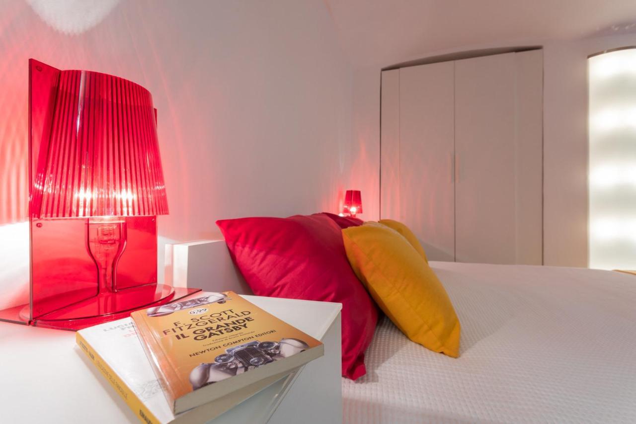 Red Studio Near Porta Nuova By Wonderful Italy Turin Extérieur photo